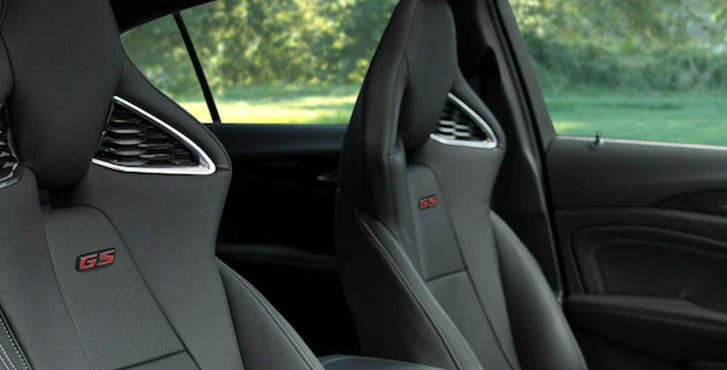 2020 Buick Regal GS comfort