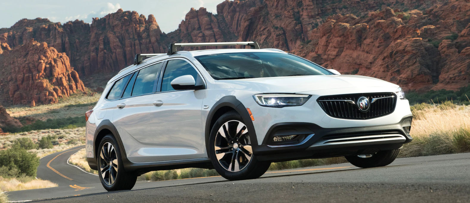 2020 Buick Regal TourX Safety Main Img