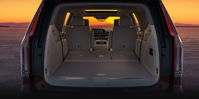 2024 Cadillac Escalade-V comfort