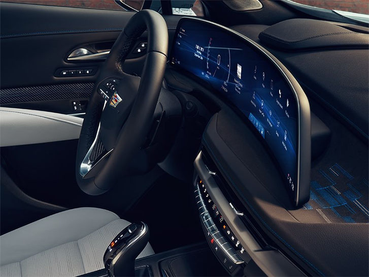 2025 Cadillac XT4 comfort