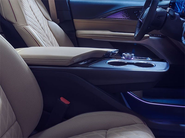 2026 Cadillac Lyriq comfort