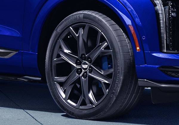 2027 Cadillac Optiq-V appearance