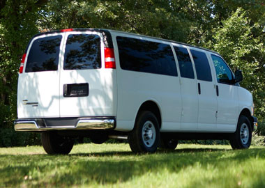 2016 Chevrolet Express Passenger appearance