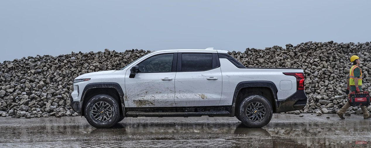 2025 Silverado EV