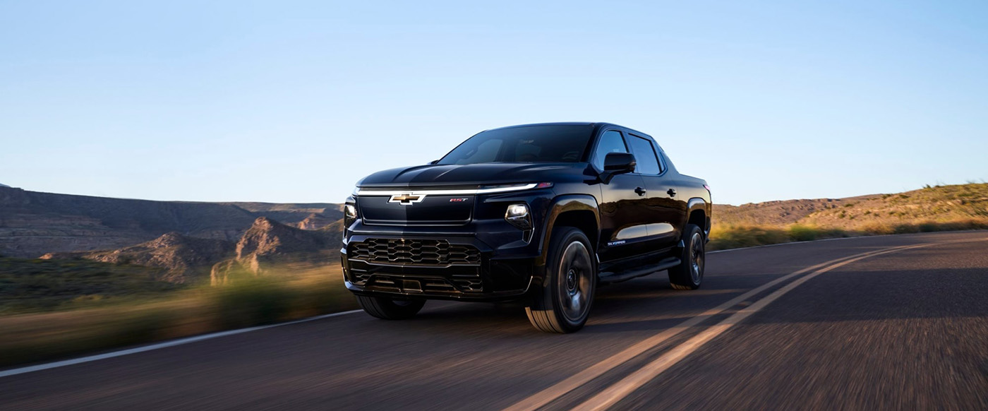 2025 Chevrolet Silverado EV Main Img