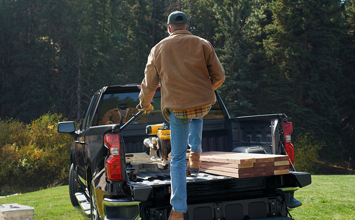 2025 Chevrolet Silverado comfort