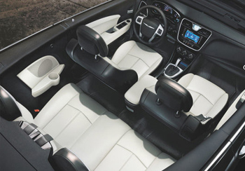 2014 Chrysler 200 Convertible comfort