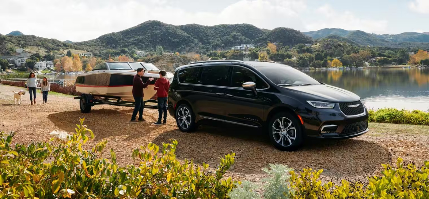 2023 Chrysler Pacifica Safety Main Img