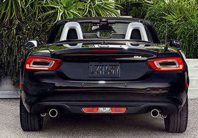 2017 FIAT 124 Spider appearance