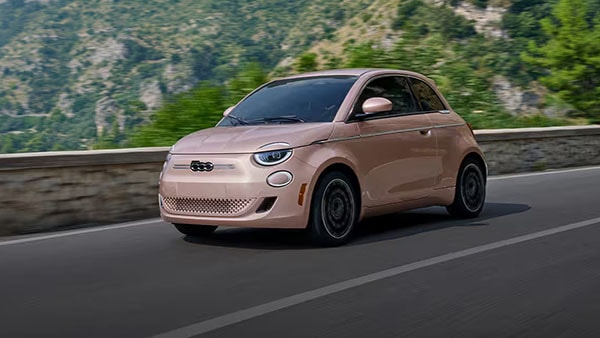 2025 FIAT 500e performance