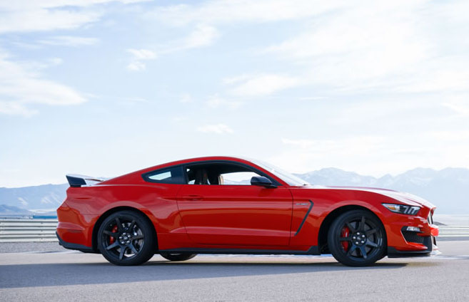 2017 Ford Mustang performance