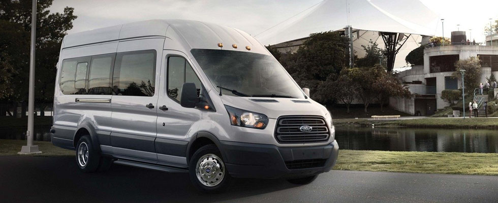 2019 Ford Transit Passenger Van Main Img