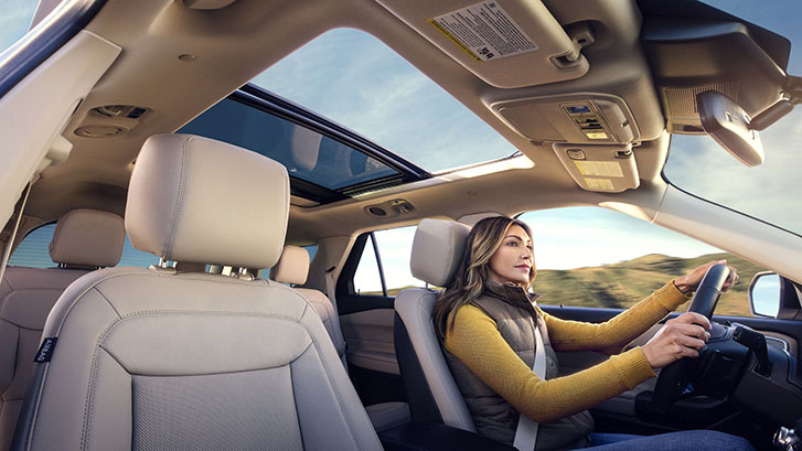 2020 Ford Explorer Moonroof