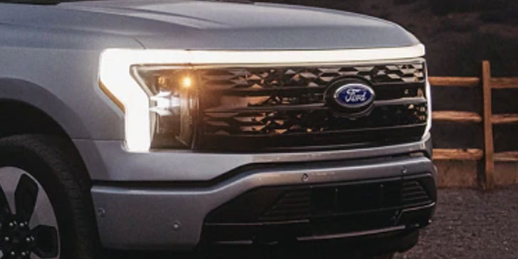 2022 Ford F-150 Lightning appearance