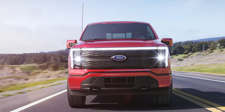 2022 Ford F-150 Lightning performance