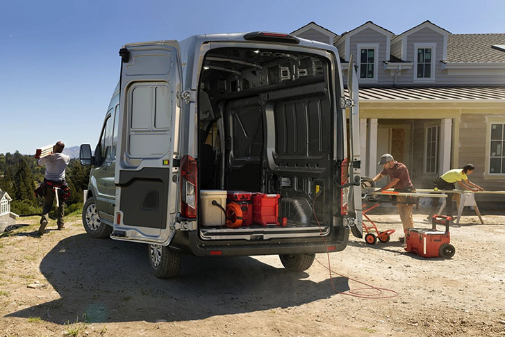 2025 Ford E-Transit appearance