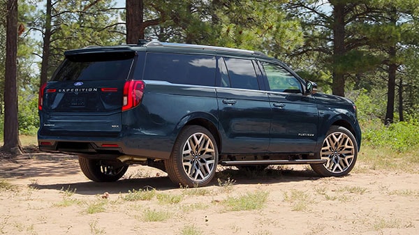 2027 Ford Expedition performance