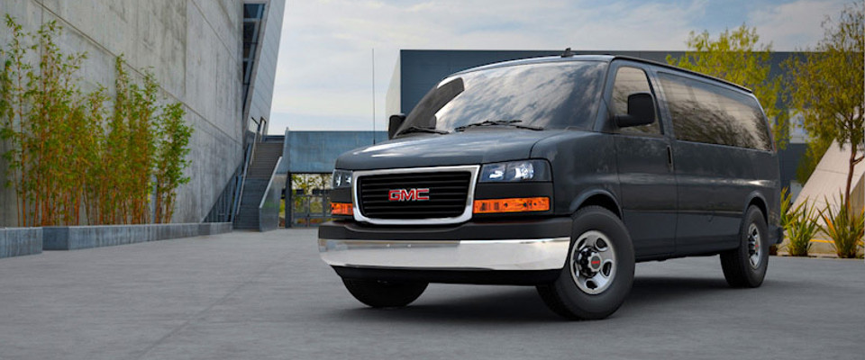 2017 GMC Savana Passenger Main Img