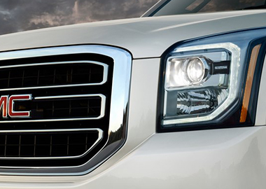 2019 GMC Yukon LED C-Shape lighting and taillamps