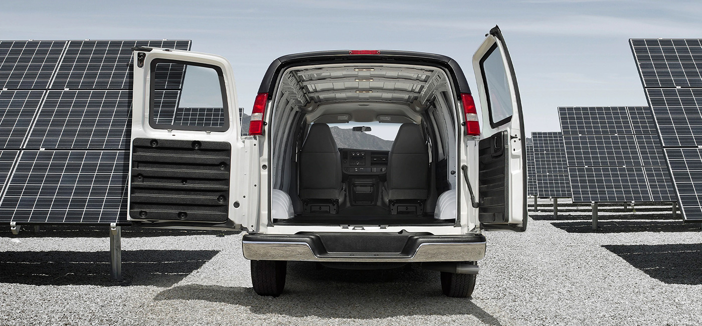 2020 GMC Savana Cargo Van Safety Main Img