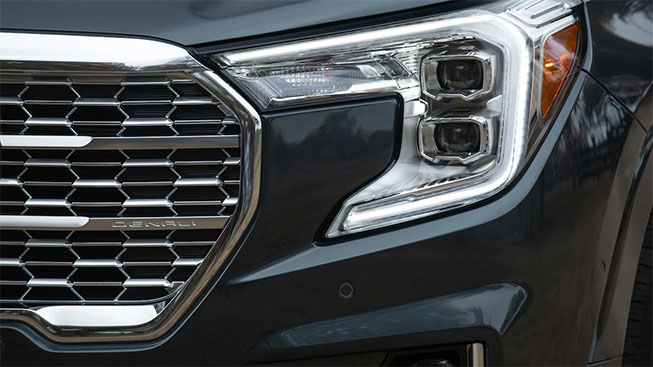 2022 GMC Terrain Denali appearance