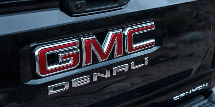 2025 GMC Canyon Denali appearance