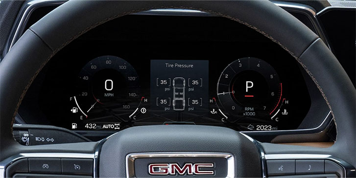 2025 GMC Canyon Denali comfort