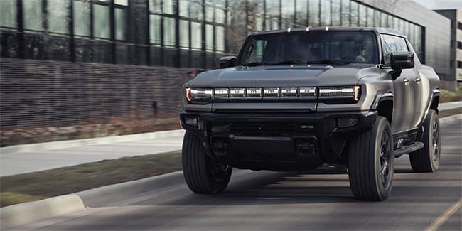 2026 GMC Hummer EV Pickup performance