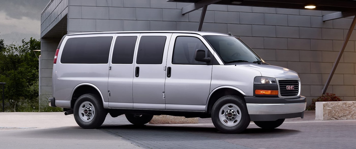 2026 GMC Savana Passenger Appearance Main Img