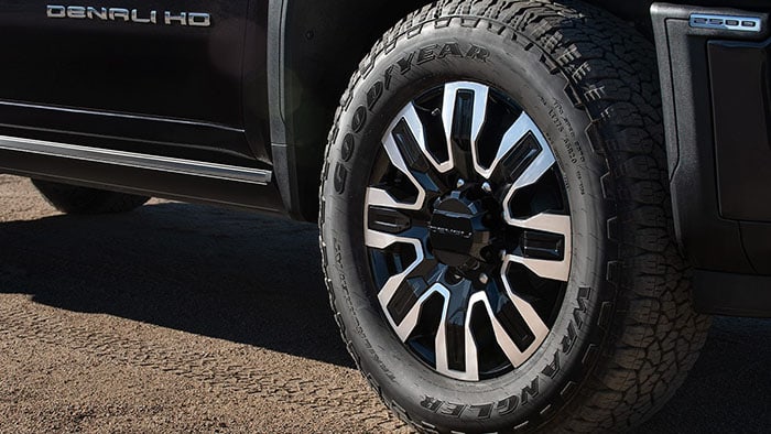 2026 GMC Sierra HD Denali appearance
