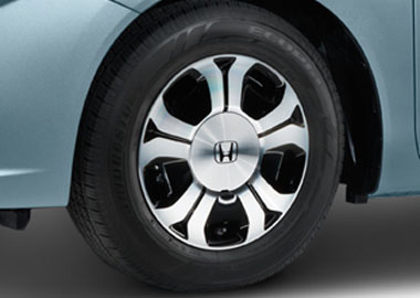 2015 Honda Civic Hybrid appearance