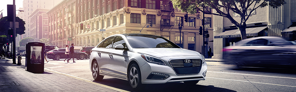 2017 Hyundai Sonata Hybrid Safety Main Img