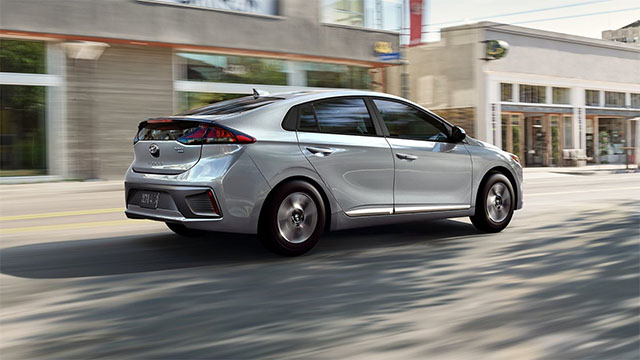 2022 Hyundai Ioniq Hybrid performance