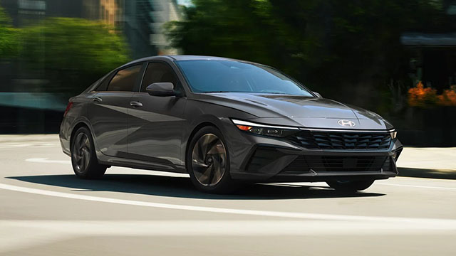 2025 Hyundai Elantra Hybrid performance