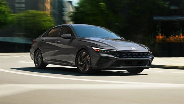 2026 Hyundai Elantra Hybrid performance