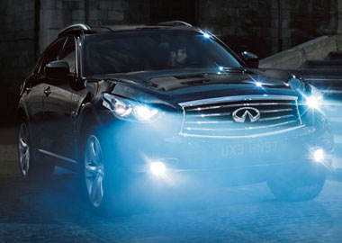 2016 INFINITI QX70 appearance