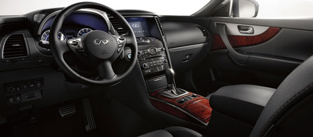 2016 INFINITI QX70 comfort