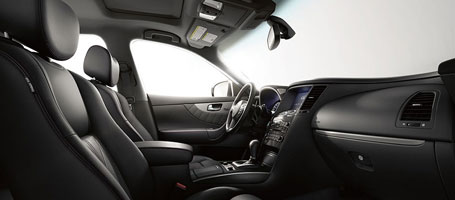 2016 INFINITI QX70 comfort