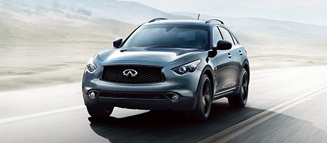 2017 INFINITI QX70 performance