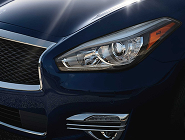 2019 INFINITI Q70L LED headlamps