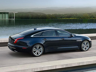 2016 Jaguar XJ appearance