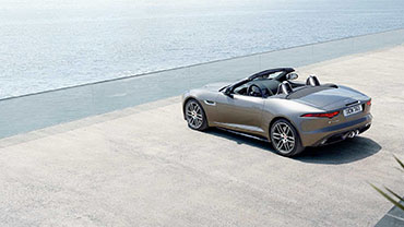 2020 Jaguar F-Type appearance