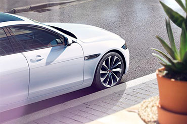 2020 Jaguar XE appearance