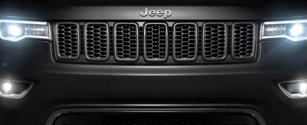 2017 Jeep Grand Cherokee Safety Main Img