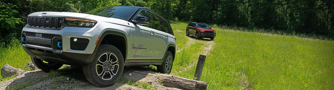 2022 Jeep Grand Cherokee Safety Main Img