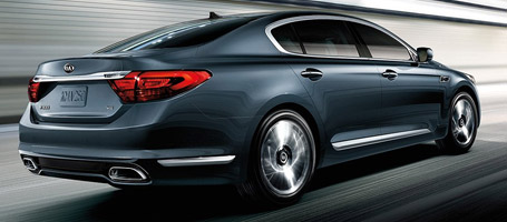 2015 Kia K900 performance