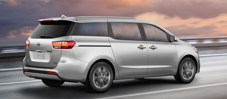 2017 KIA Sedona performance