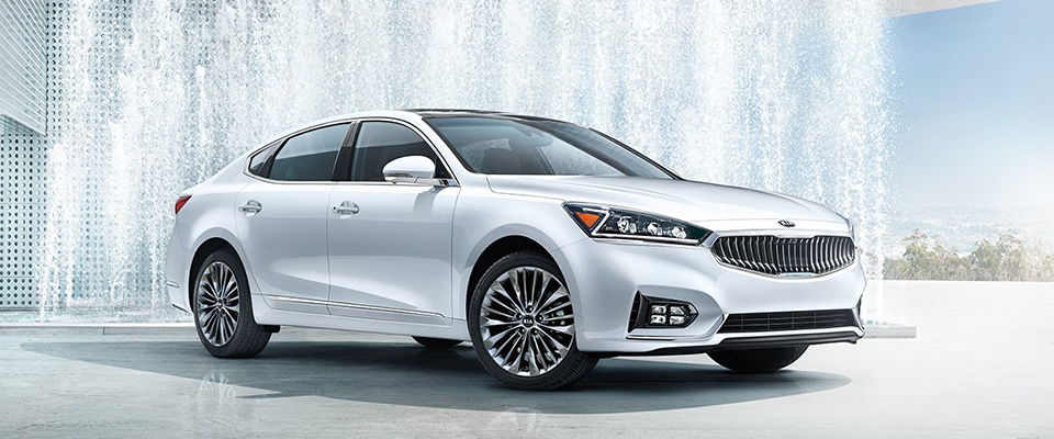 2018 KIA Cadenza Main Img