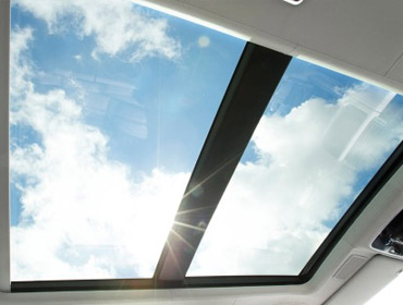 2016 Land Rover Range Rover SUNROOF