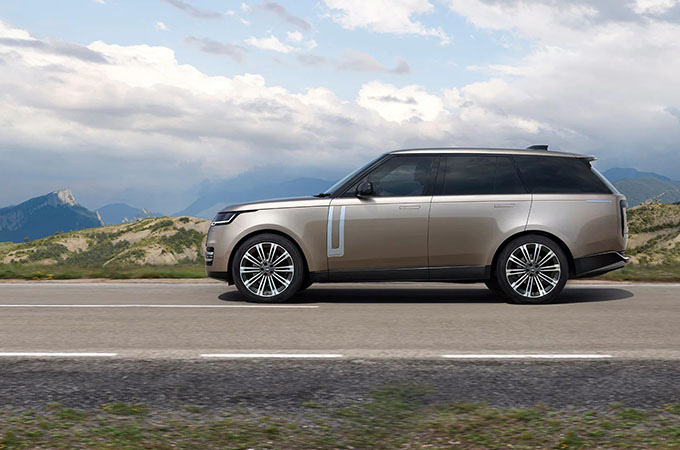 2023 Land Rover Range Rover performance